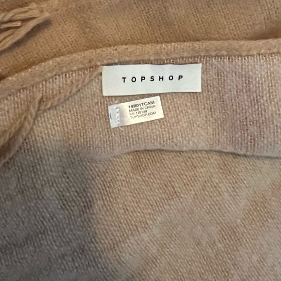 TOPSHOP Scarf - Picture 8 of 9